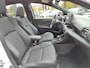 Toyota Yaris 1.5 Hybrid EXECUTIVE PANODAK HEAD-UP STOELVERW BLIND SPOT NAVI 17'' LM-VELGEN 4S-BANDEN PARK-SENSOREN CAMERA APPLE/ANDROID BLUETOOTH AD-CRUISE CLIMA