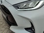 Toyota Yaris 1.5 Hybrid EXECUTIVE PANODAK HEAD-UP STOELVERW BLIND SPOT NAVI 17'' LM-VELGEN 4S-BANDEN PARK-SENSOREN CAMERA APPLE/ANDROID BLUETOOTH AD-CRUISE CLIMA