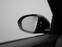 Volkswagen T-Roc 1.5 TSI 150 pk DSG R-Line Edition | Panoramadak | Stuur-/stoelverwarming | Achteruitrijcamera | Apple Carplay / Android Auto