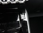 Peugeot 2008 SUV Allure 130pk Automaat | NIEUW MODEL | Navigatie | Achteruitrijcamera | Climate Control | Cruise Control | Parkeersensoren v+a | Draadloze Apple Carplay / Android Auto | Digitaal instrumentenpaneel | DAB+ radio | Led koplampen | All Seasonbanden | Donker getint glas | 17" lichtmetalen velgen |