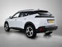 Peugeot 2008 SUV Allure 130pk Automaat | NIEUW MODEL | Navigatie | Achteruitrijcamera | Climate Control | Cruise Control | Parkeersensoren v+a | Draadloze Apple Carplay / Android Auto | Digitaal instrumentenpaneel | DAB+ radio | Led koplampen | All Seasonbanden | Donker getint glas | 17" lichtmetalen velgen |