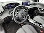 Peugeot 2008 SUV Allure 130pk Automaat | NIEUW MODEL | Navigatie | Achteruitrijcamera | Climate Control | Cruise Control | Parkeersensoren v+a | Draadloze Apple Carplay / Android Auto | Digitaal instrumentenpaneel | DAB+ radio | Led koplampen | All Seasonbanden | Donker getint glas | 17" lichtmetalen velgen |