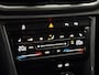 Volkswagen T-Roc 1.5 TSI Life Business Half leder, Navi, Parkeersensoren, Winterpakket, Virtual desk, Cruise control adaptief