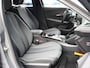 Peugeot e-208 EV Allure 156PK 51 kWh | ACCURAPPORT 96% | Apple Carplay/Android Auto |  360'Camera | Parkeersensoren | FULL LED | Lederen Stuurwiel | Climate Control | Adaptive Cruise Control | 16" LMV | Isofix |