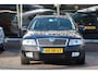 Skoda Octavia Combi 2.0 FSI Elegance Business XENON_GR-NAVI_PDC V+A_TREKHAAK.