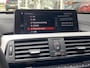 BMW 3-Serie Touring 320i Edition M Sport Shadow Executive / Automaat / NL-Auto / Dealer-Onderhouden / M-Line / Sportstuur & Sportonderstel / Vol-Leder / Stoelverwarming / Elektr.-Wegklapbare Trekhaak / Cruise-Control / Climate-Control / Elektr.-Achterklep / Armsteun V+A / LED / Radio-Bluetooth / Navi / PDC V+A met Camera / 18'' LMV / ENZ.