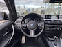 BMW 3-Serie Touring 320i Edition M Sport Shadow Executive / Automaat / NL-Auto / Dealer-Onderhouden / M-Line / Sportstuur & Sportonderstel / Vol-Leder / Stoelverwarming / Elektr.-Wegklapbare Trekhaak / Cruise-Control / Climate-Control / Elektr.-Achterklep / Armsteun V+A / LED / Radio-Bluetooth / Navi / PDC V+A met Camera / 18'' LMV / ENZ.