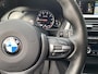 BMW 3-Serie Touring 320i Edition M Sport Shadow Executive / Automaat / NL-Auto / Dealer-Onderhouden / M-Line / Sportstuur & Sportonderstel / Vol-Leder / Stoelverwarming / Elektr.-Wegklapbare Trekhaak / Cruise-Control / Climate-Control / Elektr.-Achterklep / Armsteun V+A / LED / Radio-Bluetooth / Navi / PDC V+A met Camera / 18'' LMV / ENZ.