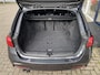 BMW 3-Serie Touring 320i Edition M Sport Shadow Executive / Automaat / NL-Auto / Dealer-Onderhouden / M-Line / Sportstuur & Sportonderstel / Vol-Leder / Stoelverwarming / Elektr.-Wegklapbare Trekhaak / Cruise-Control / Climate-Control / Elektr.-Achterklep / Armsteun V+A / LED / Radio-Bluetooth / Navi / PDC V+A met Camera / 18'' LMV / ENZ.