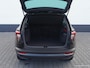 Skoda Karoq 1.5 TSI ACT DSG 150pk Business Edition | ECC | Stoelverwarming |Trekhaak