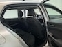 Volkswagen Golf 1.0 eTSI 110pk DSG Life Navigatie Parkeersensoren Virtual Cockpit
