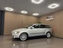 Volvo V50 2.4 Edition I * Automaat / Trekhaak / LM Velgen / Cruise control / NL Auto *