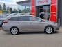 Toyota Auris Touring Sports 1.8 Hybrid Lease Pro PANORAMADAK APPLE CARPLAY /ANDROID AUTO AIRCO