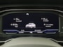 Volkswagen Taigo 1.0 TSI R-Line | Panoramadak| Camera | Virtual cockpit | Stoelverwarming | Navigatie | Carplay | LMV 18 inch | Getint glas | LED