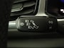 Volkswagen T-Roc 1.5 TSI Life Bns | Camera | Navigatie | Stoelverwarming | Carplay | Getint glas | Adaptive cruise | Climate control