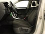 Volkswagen T-Roc 1.5 TSI Life Bns | Camera | Navigatie | Stoelverwarming | Carplay | Getint glas | Adaptive cruise | Climate control