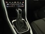 Volkswagen T-Roc 1.5 TSI Life Bns | Camera | Navigatie | Stoelverwarming | Carplay | Getint glas | Adaptive cruise | Climate control