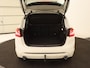 BMW 2-Serie Active Tourer 220i High Executive | Trekhaak | Head-up display | Cruise Control | lederen bekleding | LED koplampen | Navigatie | Stoelverwarming | LMV 17 |