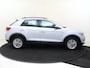 Volkswagen T-Roc 1.0 TSI Style | Trekhaak | Parkeersensoren | Adaptieve cruise control | CarPlay | Navigatie | Lane assist |