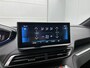 Peugeot 5008 1.2 Hybrid Allure Pack Business 136pk Automaat | Dealer Onderhouden | Navigatie | Climate Control | Cruise Control | Achteruitrijcamera | Parkeersensoren Achter | 18" Lichtmetalen Velgen | LED Koplampen | Apple Carplay/Android Auto |