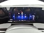 Opel Astra 1.2 Business Edition 110pk | Navigatie via Apple Carplay/Android Auto | Climate Control | Cruise Control | Parkeersensoren Voor + Achter | 16" Lichtmetalen Velgen | LED Koplampen | Verwarmbare Voorstoelen | Verwarmbaar Stuur |