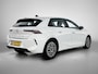 Opel Astra 1.2 Business Edition 110pk | Navigatie via Apple Carplay/Android Auto | Climate Control | Cruise Control | Parkeersensoren Voor + Achter | 16" Lichtmetalen Velgen | LED Koplampen | Verwarmbare Voorstoelen | Verwarmbaar Stuur |