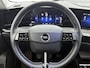 Opel Astra 1.2 Business Edition 110pk | Navigatie via Apple Carplay/Android Auto | Climate Control | Cruise Control | Parkeersensoren Voor + Achter | 16" Lichtmetalen Velgen | LED Koplampen | Verwarmbare Voorstoelen | Verwarmbaar Stuur |