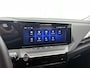 Opel Astra 1.2 Business Edition 110pk | Navigatie via Apple Carplay/Android Auto | Climate Control | Cruise Control | Parkeersensoren Voor + Achter | 16" Lichtmetalen Velgen | LED Koplampen | Verwarmbare Voorstoelen | Verwarmbaar Stuur |