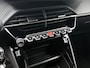 Peugeot 2008 1.2 Style 100pk | Navigatie | Achteruitrijcamera | Airco | Cruise Control | Parkeersensoren | DAB+ radio | Bluetooth | Apple Carplay/Android Auto | 16" lichtmetalen velgen |