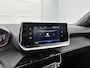 Peugeot 2008 1.2 Style 100pk | Navigatie | Achteruitrijcamera | Airco | Cruise Control | Parkeersensoren | DAB+ radio | Bluetooth | Apple Carplay/Android Auto | 16" lichtmetalen velgen |