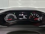 Peugeot 2008 1.2 Style 100pk | Navigatie | Achteruitrijcamera | Airco | Cruise Control | Parkeersensoren | DAB+ radio | Bluetooth | Apple Carplay/Android Auto | 16" lichtmetalen velgen |