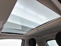 Fiat 500 1.0 Hybrid Dolcevita 69pk | Glazen Dak | Navigatie | Climate Control | Cruise Control | Parkeersensoren Achter | DAB Ontvanger | 16" Lichtmetalen Velgen | Apple Carplay/Android Auto |
