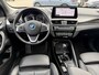 BMW X1 xDrive25e High Executive xLine Panoramadak Elek. Stoelverstelling Lederen Bekleding LED Trekhaak Keyless Entry Carplay Achteruitrijcamera 19 Inch Head-Up Display