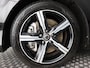 Volvo V40 2.0 T4 Business Sport R-Design (Nl-auto / Stoelverw. / Navi / Cruise)