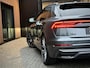 Audi Q8 55 TFSI e quattro S-Line Panoramadak|RS-zetels|Carbon|Softclose|Luchtvering|Keyless|Head-Up|Camera 360°|Matrix