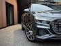 Audi Q8 55 TFSI e quattro S-Line Panoramadak|RS-zetels|Carbon|Softclose|Luchtvering|Keyless|Head-Up|Camera 360°|Matrix