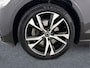 Volvo V60 B4 Plus Dark 18' | Panoramadak | Trekhaak | Getint glas | Stoel/stuurverwarming | Elektr. verstelb. stoelen | Adapt. cruise
