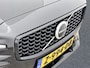 Volvo V60 B4 Plus Dark 18' | Panoramadak | Trekhaak | Getint glas | Stoel/stuurverwarming | Elektr. verstelb. stoelen | Adapt. cruise