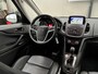 Opel Zafira Tourer 1.4 Cosmo 7p. OPC line TREKHAAK LEER !! | Electronic climate controle | Parkeersensor voor en achter | Stuurwiel verwarmd