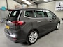 Opel Zafira Tourer 1.4 Cosmo 7p. OPC line TREKHAAK LEER !! | Electronic climate controle | Parkeersensor voor en achter | Stuurwiel verwarmd