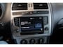Volkswagen Polo 1.0 BlueMotion Edition Automaat | Parkeersensoren | Navi by App | Lichtmetalen velgen | Cruise Controle | Mistlampen |