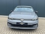 Volkswagen Golf 1.0 eTSI Automaat Life * Navigatie * Camera * Virtual Cockpit *