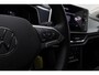 Volkswagen T-Roc 1.0 TSI 110 pk Style | Navigatie | Stoelverwarming | Parkeersensoren voor/achter | Massage | Alcantara | Adaptive Cruise