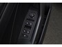 Volkswagen T-Roc 1.0 TSI 110 pk Style | Navigatie | Stoelverwarming | Parkeersensoren voor/achter | Massage | Alcantara | Adaptive Cruise