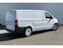 Mercedes-Benz eVito 112 L2 | Parkeerpakket met achteruitrijcamera | Smartphone Integratie Pakket | Tweezits Bijrijdersbank | Winterpakket | Airco met (Interieur) Voorklimatisering | Cruisecontrol |