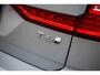 Volvo V60 2.0 T6 Plug-in hybrid AWD Plus Dark | Trekhaak | Adaptive Cruise Control | Panoramadak | 360 Camera | Harman/Kardon | Stuurverwarming | Stoelverwarming voor & achter | Power Seats | Sportstoelen |