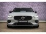 Volvo V60 2.0 T6 Plug-in hybrid AWD Plus Dark | Trekhaak | Adaptive Cruise Control | Panoramadak | 360 Camera | Harman/Kardon | Stuurverwarming | Stoelverwarming voor & achter | Power Seats | Sportstoelen |