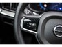 Volvo V60 2.0 T6 Plug-in hybrid AWD Plus Dark | Trekhaak | Adaptive Cruise Control | Panoramadak | 360 Camera | Harman/Kardon | Stuurverwarming | Stoelverwarming voor & achter | Power Seats | Sportstoelen |