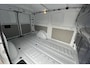 Mercedes-Benz Vito 114 L2 Automaat Pro | Trekhaak | Parkeerpakket met achteruitrijcamera | Smartphone Integratie Pakket | Comfort Bestuurders- en Bijrijdersstoel |