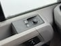 Volkswagen Crafter 2.0 TDI 140PK L3H3 Airco Cruise Control Carplay Parkeersensoren voor achter